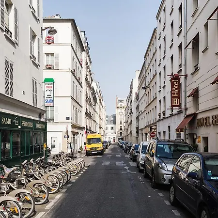 Appartement Private Apartment - Eiffel Tower - Rue Cler Area Parijs