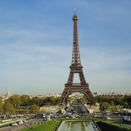 Private Apartment - Eiffel Tower - Rue Cler Area Parijs